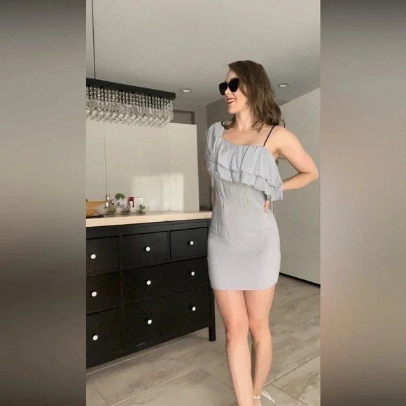 Splendid ruffle dress - Picture 6 of 6